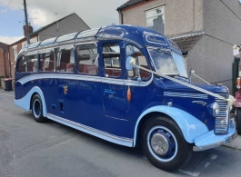 Vintage wedding coach hire in Nottingham